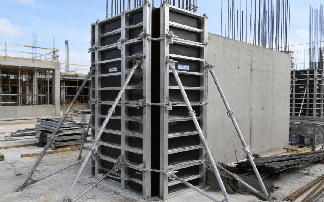 Ventajas del moldaje de paramentos verticales en obras de hormigón.